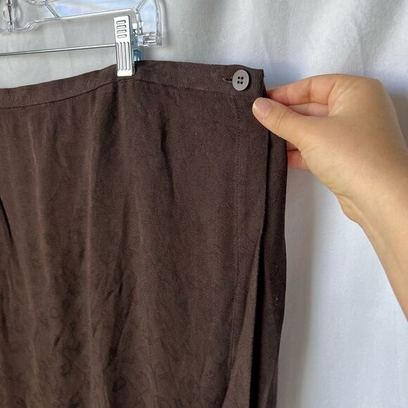 Eileen Fisher | Adjustable Waist Wrap Skirt Brown with Floral Print 3x - Picture 4 of 12